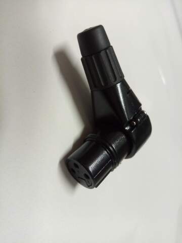 CANNON XLR FEMEA 90 GRAUS PT/VM